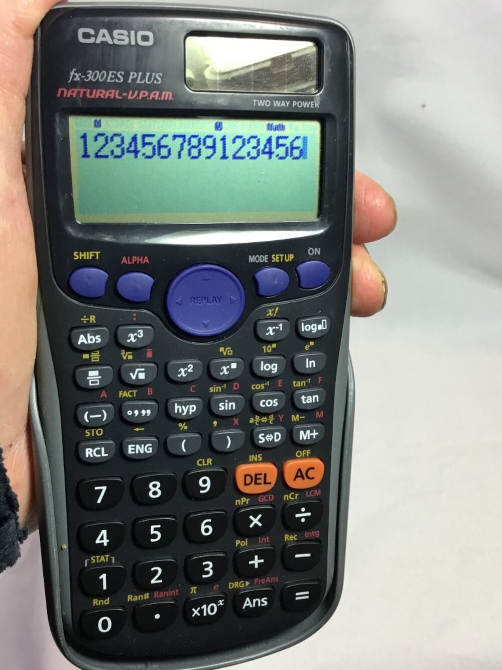 Casio fx-300ES Plus Natural VPAM Two Way Power Calculator NICE